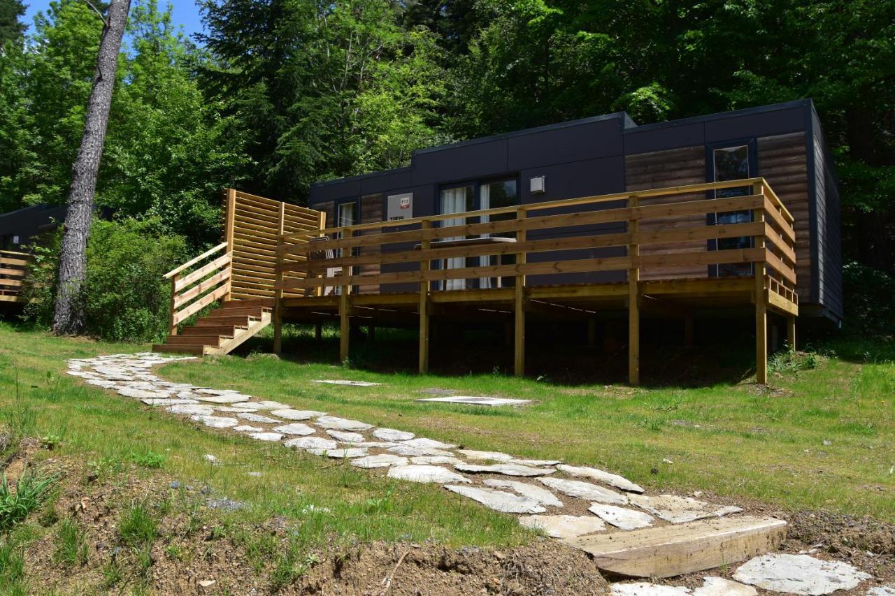 Camping Domaine Du Lac Chambon Murol Ngoại thất bức ảnh