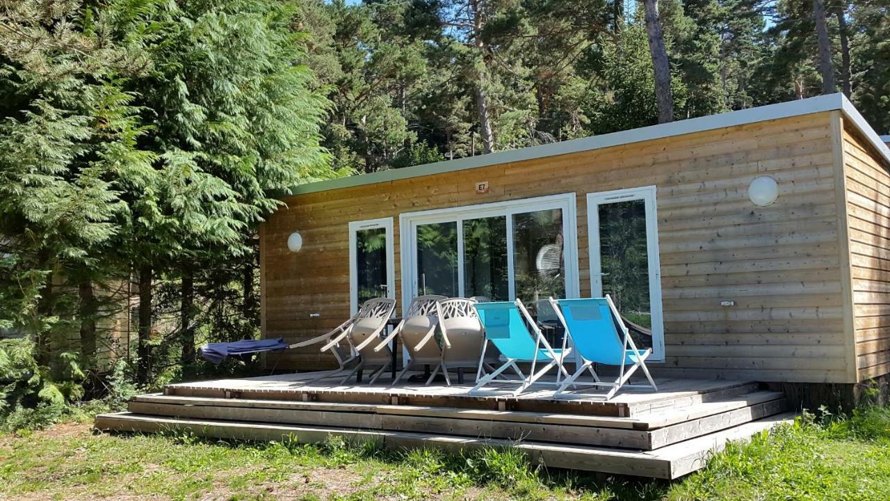 Camping Domaine Du Lac Chambon Murol Ngoại thất bức ảnh