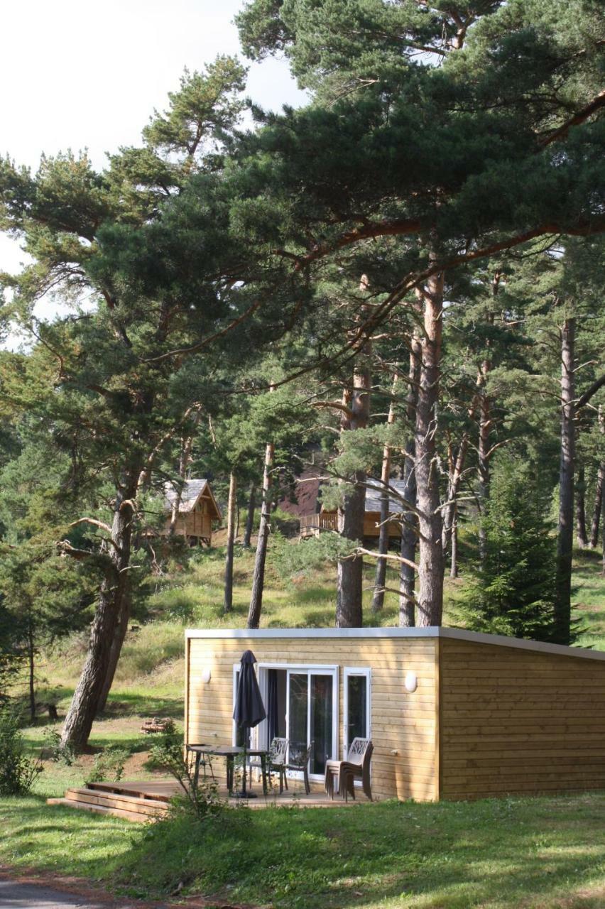 Camping Domaine Du Lac Chambon Murol Ngoại thất bức ảnh